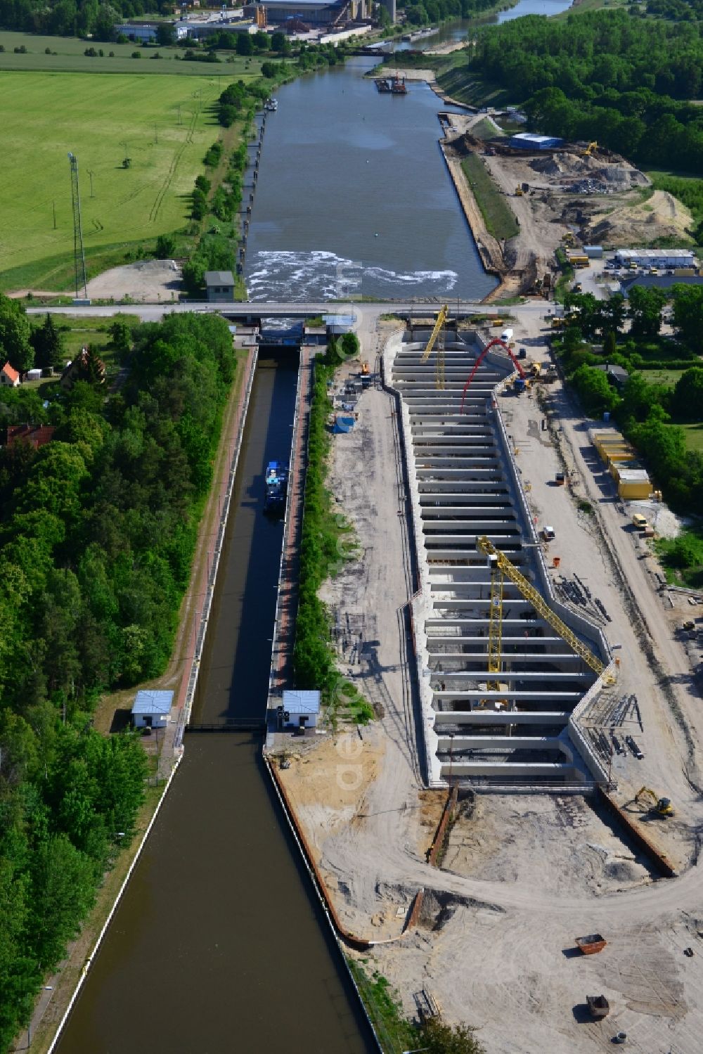 Aerial image Zerben, Elbe-Parey - Construction site at the Zerben sluice, bridge and the riverside of the Elbe-Havel-Canel in the state Saxony-Anhalt