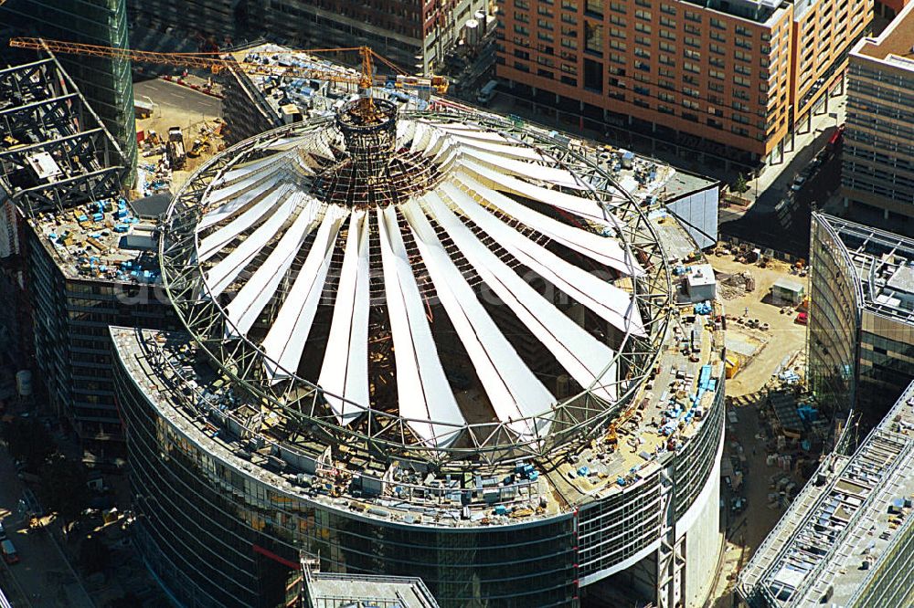 Berlin Mitte from the bird's eye view: Office buildings and commercials at the Potsdam Square in the borough Mitte