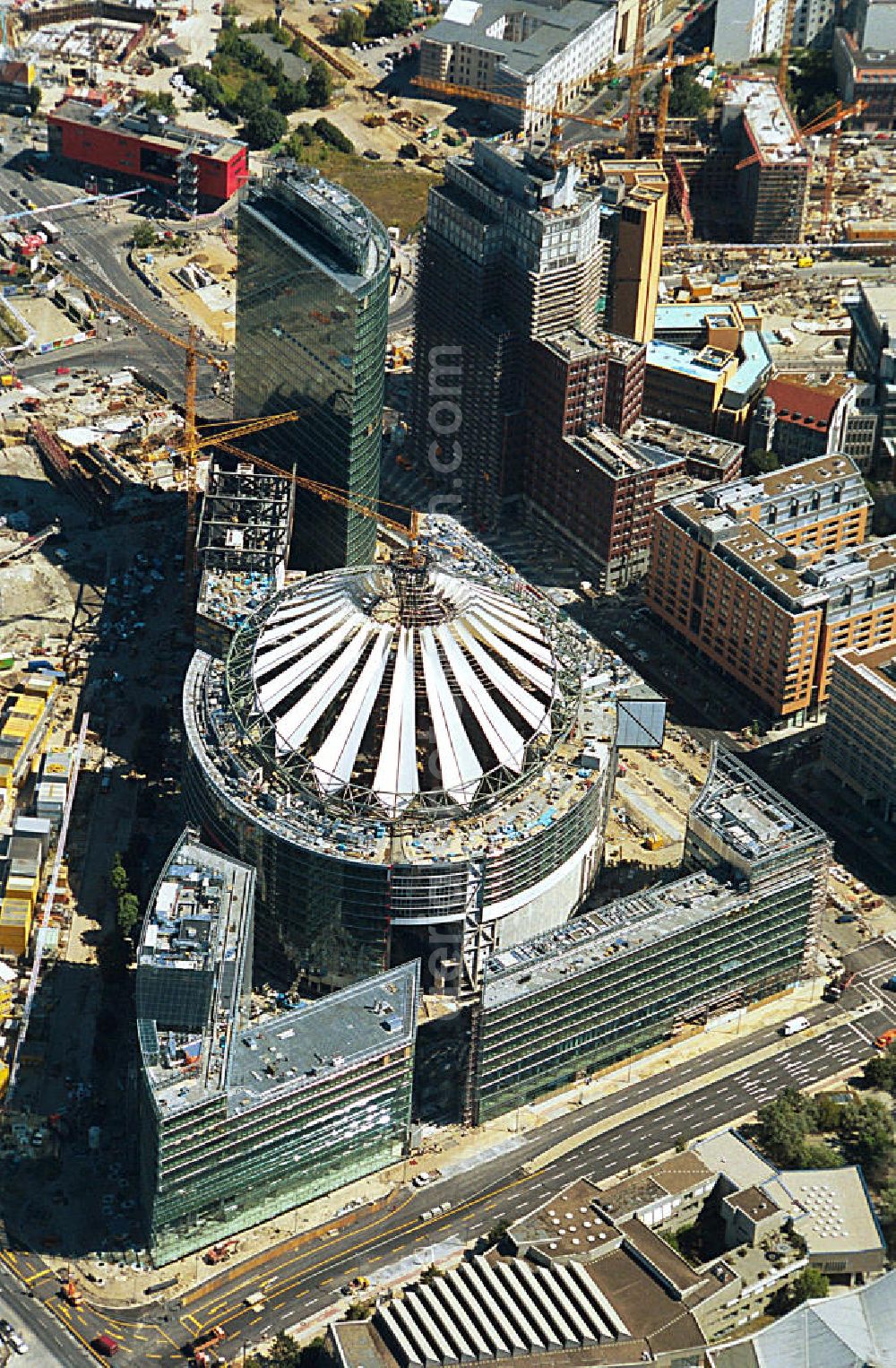 Aerial photograph Berlin Mitte - Office buildings and commercials at the Potsdam Square in the borough Mitte