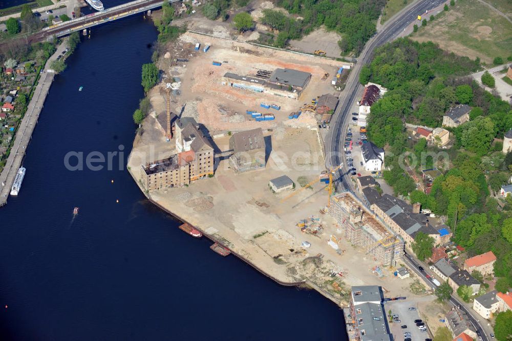 Potsdam from above - Blick auf die Planflächen des Quartieres am Brauhausberg, die s.g. Speicherstadt, in der Potsdamer Templiner Vorstadt zwischen der Havel und der Leipziger Straße. Das Gebiet wird von den Unternehmen „Prinz von Preußen Grundbesitz AG“ , „Speicherstadt GmbH“ und „Pro Potsdam“, welche Teile der bestehenden Immobilie erworben haben, umgebaut. Propertys at the Brauhausberg, so-called Warehouse district between the river Havel and the street Leipziger Strasse.