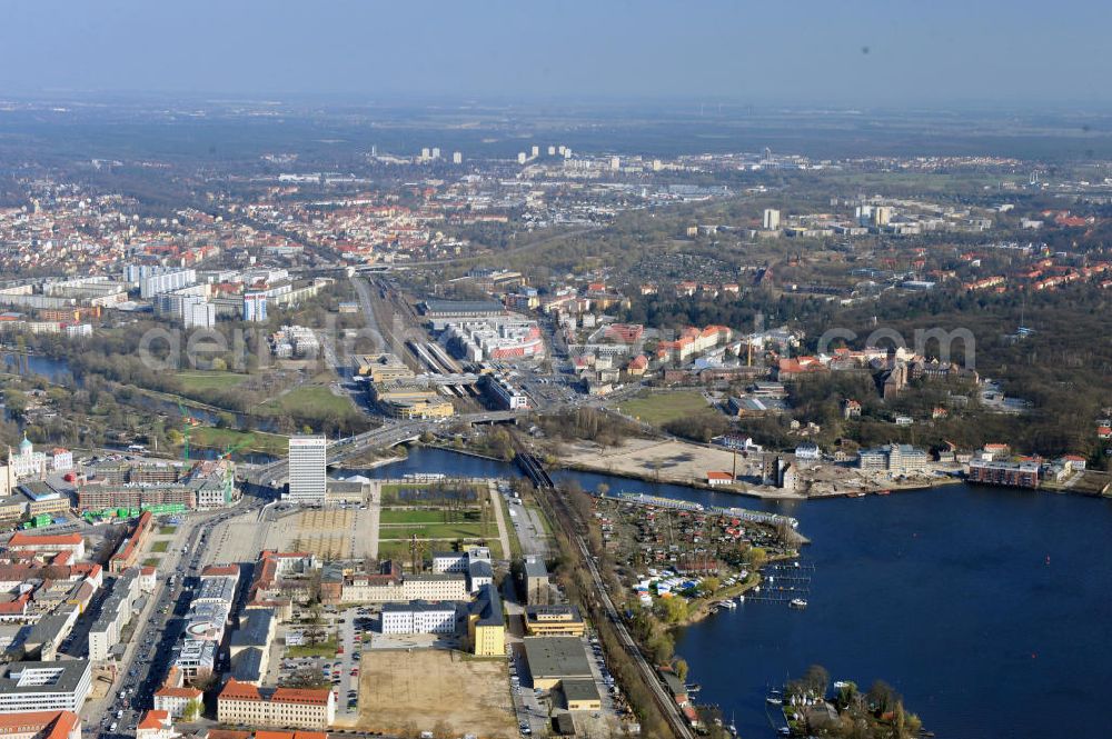 Potsdam from above - Propertys at the Brauhausberg, so-called Warehouse district between the river Havel and the street Leipziger Strasse