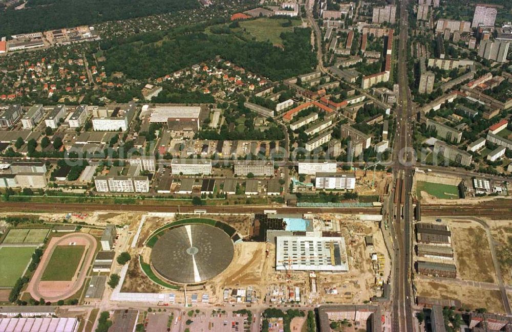 Aerial photograph Berlin - Friedrichshain - Baustelle Sportkomplex an der Landsberger Allee (OSB SSB GmbH).