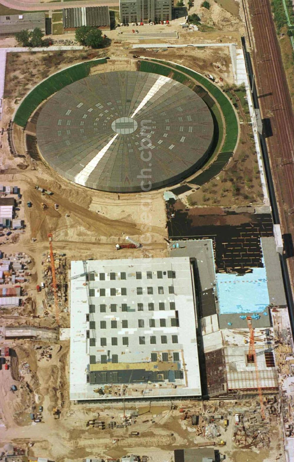 Berlin - Friedrichshain from above - Baustelle Sportkomplex an der Landsberger Allee (OSB SSB GmbH).