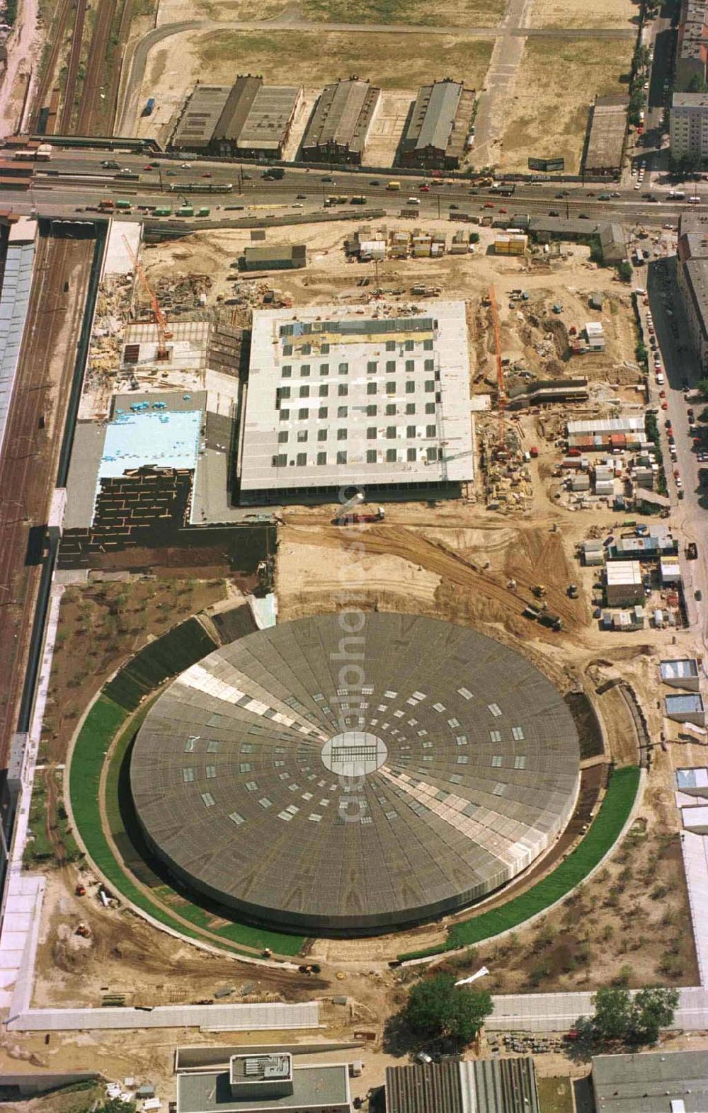 Aerial image Berlin - Friedrichshain - Baustelle Sportkomplex an der Landsberger Allee (OSB SSB GmbH).