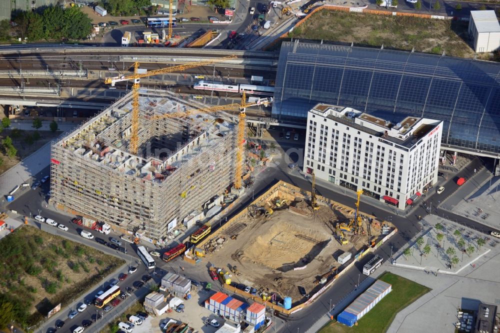 Aerial image Berlin - View of the building work at the Berlin Hauptbahnhof. Two newbuild- offices after the drafts of the architect's office Hilmer & Sattler und Albrecht are planned