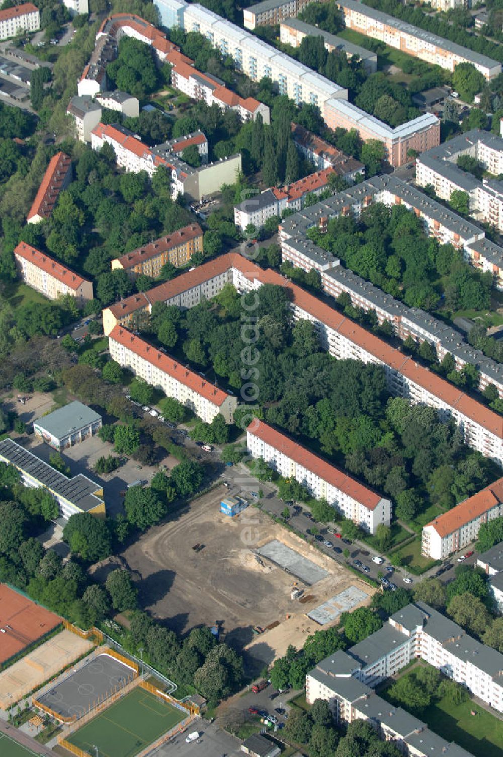 Berlin from above - Blick auf die Baufläche des neuen Stadtquartier „Stadtgärten Friedrichsfelde“ in Berlin-Lichtenberg. Views of the city built the new headquarters' city gardens Friedrichsfelde in Berlin-Lichtenberg.