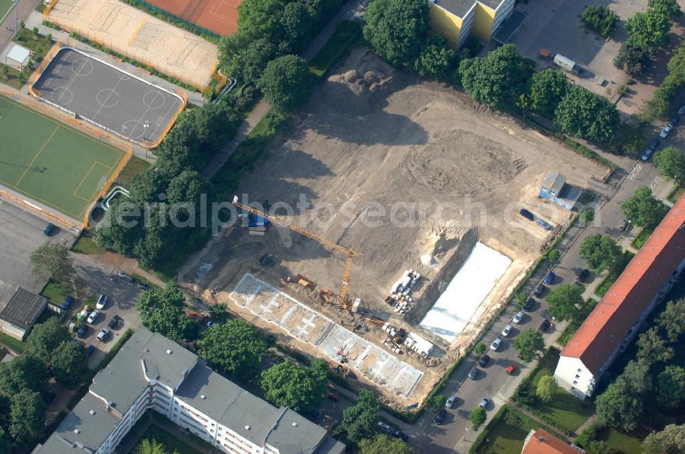 Berlin from above - Blick auf die Baufläche des neuen Stadtquartier „Stadtgärten Friedrichsfelde“ in Berlin-Lichtenberg. Views of the city built the new headquarters' city gardens Friedrichsfelde in Berlin-Lichtenberg.