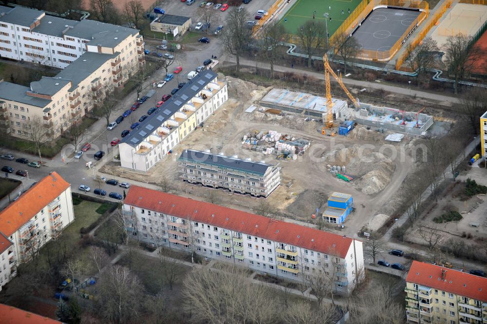 Aerial photograph Berlin Lichtenberg - Blick auf die Baufläche des neuen Stadtquartier „Stadtgärten Friedrichsfelde“ in Berlin-Lichtenberg. Views of the city built the new headquarters' city gardens Friedrichsfelde in Berlin-Lichtenberg.