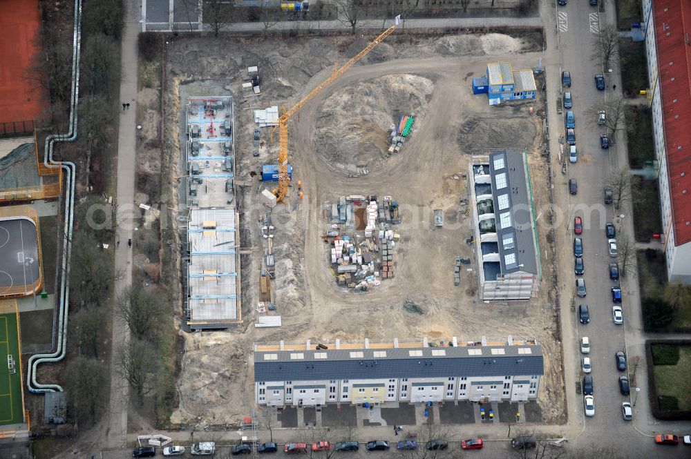 Aerial image Berlin Lichtenberg - Blick auf die Baufläche des neuen Stadtquartier „Stadtgärten Friedrichsfelde“ in Berlin-Lichtenberg. Views of the city built the new headquarters' city gardens Friedrichsfelde in Berlin-Lichtenberg.