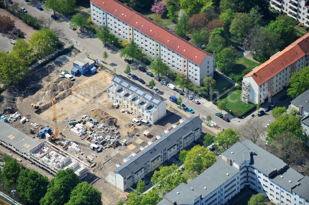 Aerial photograph Berlin-Lichtenberg - Blick auf die Baufläche des neuen Stadtquartier „Stadtgärten Friedrichsfelde“ in Berlin-Lichtenberg. Views of the city built the new headquarters' city gardens Friedrichsfelde in Berlin-Lichtenberg.