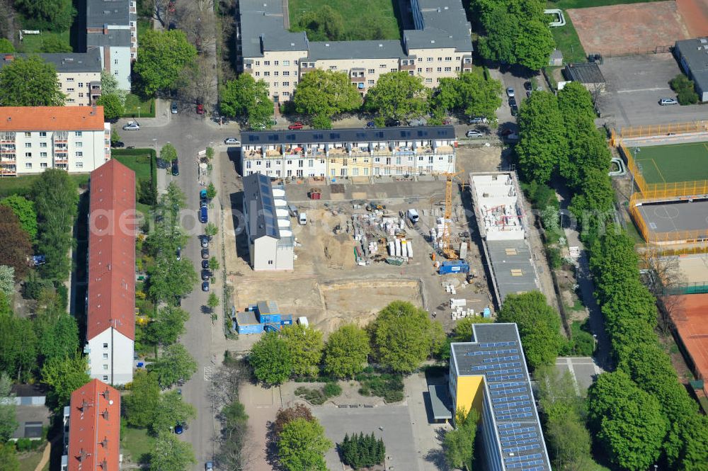 Berlin-Lichtenberg from above - Blick auf die Baufläche des neuen Stadtquartier „Stadtgärten Friedrichsfelde“ in Berlin-Lichtenberg. Views of the city built the new headquarters' city gardens Friedrichsfelde in Berlin-Lichtenberg.