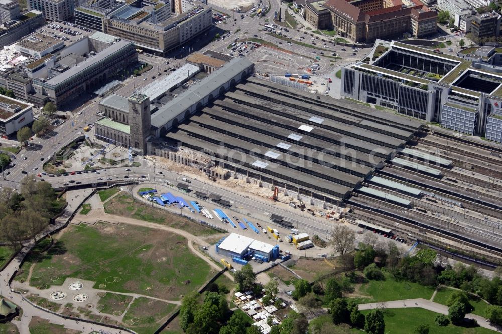 Aerial image Stuttgart - Construction site at the Stuttgart Central station in Baden-Wuerttemberg. The termnal station will be largely demolished during the project Stuttgart 21 and converted into an underground transit station