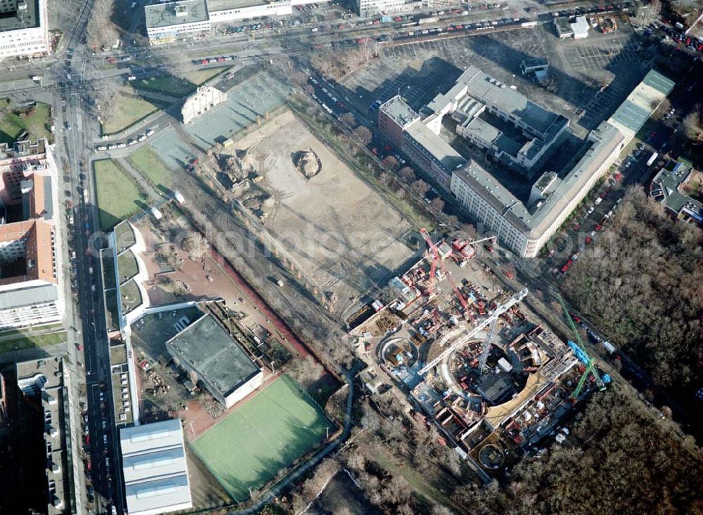 Aerial image Berlin - Kreuzberg - Baustelle des Tempodroms an Anhalter Bahnhof in Berlin - Kreuzberg.