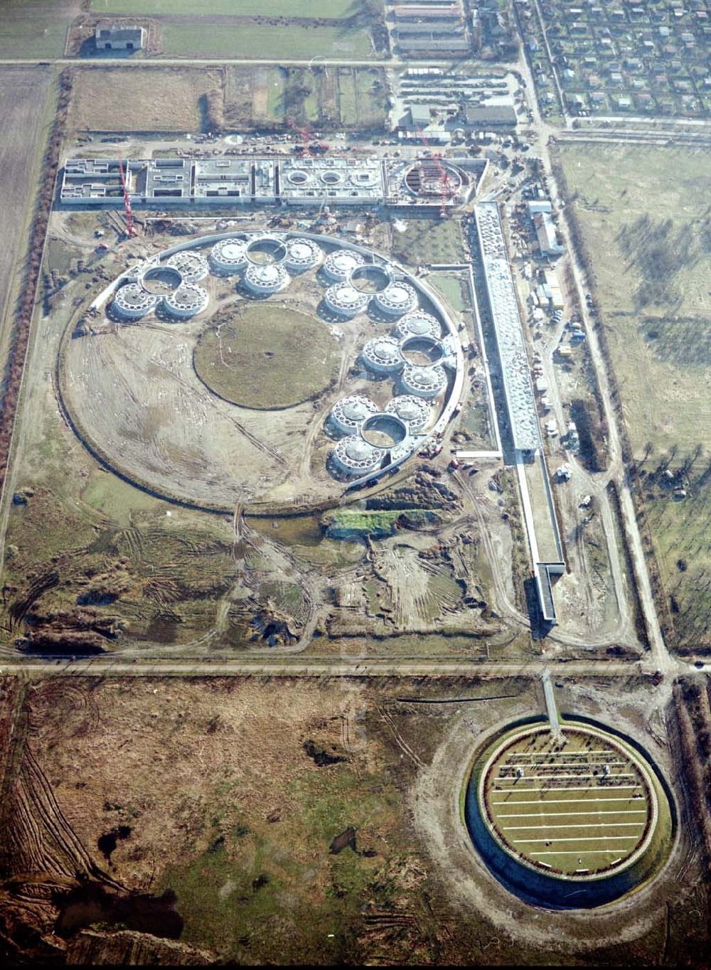 Aerial photograph Berlin - Hohenschönhausen - Baustelle des Tierheimes Falkenberg an der Dorfstraße / Ahrensfelder Chaussee in Falkenberg (Berlin - Hohenschönhausen).