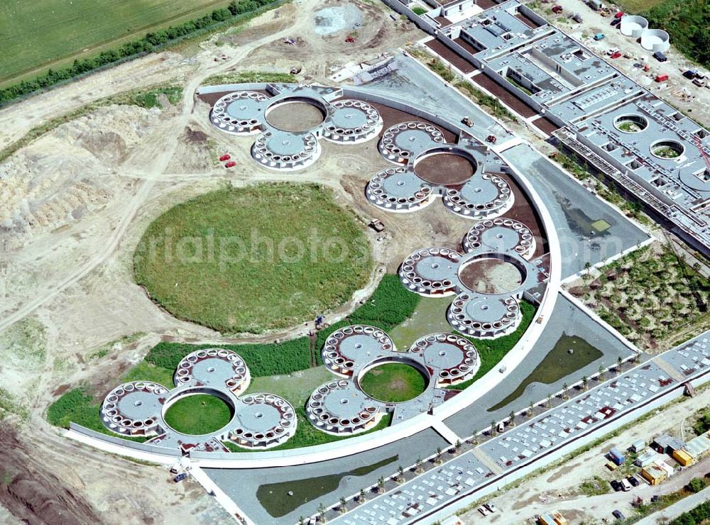 Berlin - Falkenberg from the bird's eye view: Baustelle des Tierheimes Falkenberg an der Dorfstraße / Ahrensfelder Chaussee in Falkenberg (Berlin - Hohenschönhausen).