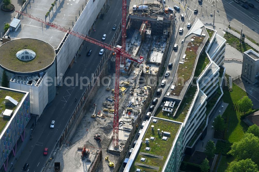 Karlsruhe from the bird's eye view: Construction site with tunnel guide for the route of Ludwig-Erhard-Allee in Karlsruhe in the state Baden-Wuerttemberg, Germany