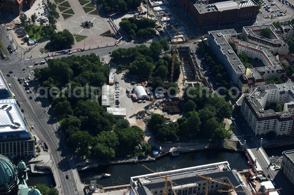 Berlin from above - Construction site with tunnel guide for the extension of underground line of the U5 at the Marx-Engels-Forum in Berlin