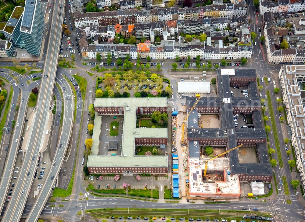 Düsseldorf from above - Redevelopment works at the police department and ministry for Bauen und Wohnen on Hubertusstrasse in Duesseldorf in the state of North Rhine-Westphalia