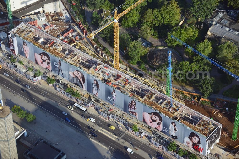 Aerial photograph Berlin - View at the conversion and expansion construction site of the architectural ensemble Bikinihaus in the Budapester street in the district Charlottenburg in Berlin