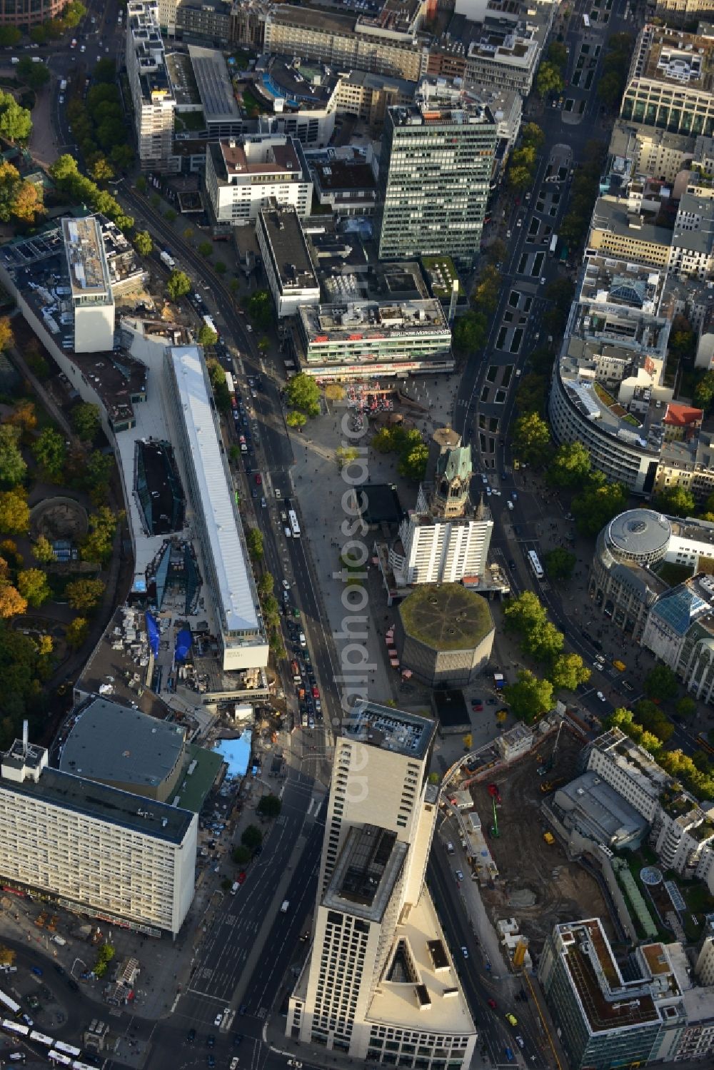 Berlin from the bird's eye view: View at the conversion and expansion construction site of the architectural ensemble Bikinihaus in the Budapester street in the district Charlottenburg in Berlin