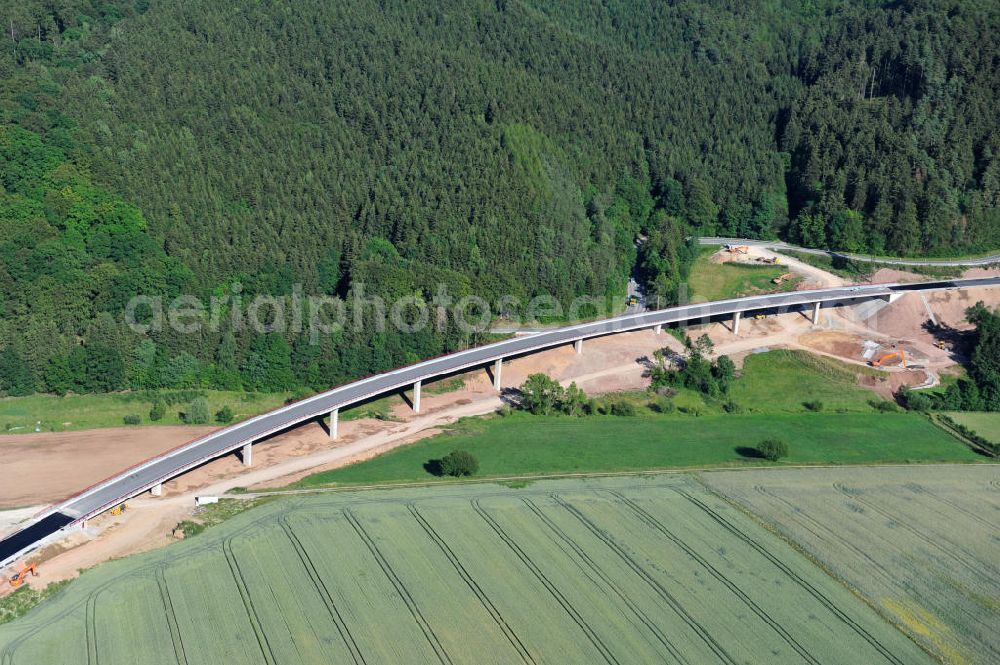 Aerial image Uslar - Baustelle der neuen Umgehungsstraße / Bundesstraße B241 mit neuen Brückenbauwerken / Talbrücke Volpriehausen nahe Uslar in Niedersachsen. Ein Projekt der EUROVIA. Construction site of the new circuitous road B241 with new bidges / viaduct Volpriehausen in the near of Uslar in Lower Saxony.