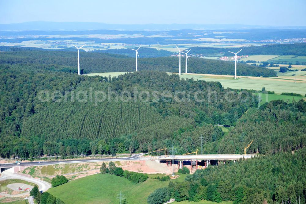 Aerial photograph Uslar - Baustelle der neuen Umgehungsstraße / Bundesstraße B241 mit neuen Brückenbauwerken / Talbrücke Volpriehausen nahe Uslar in Niedersachsen. Ein Projekt der EUROVIA. Construction site of the new circuitous road B241 with new bidges / viaduct Volpriehausen in the near of Uslar in Lower Saxony.