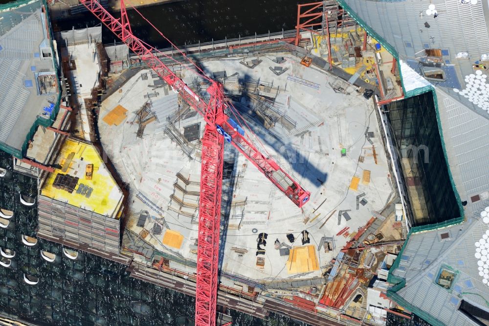 Aerial image Hamburg - View the construction site of the Elbe Philharmonic Hall Hamburg. The Elbe Philharmonic Hall Hamburg ist built on the port city of Hamburg