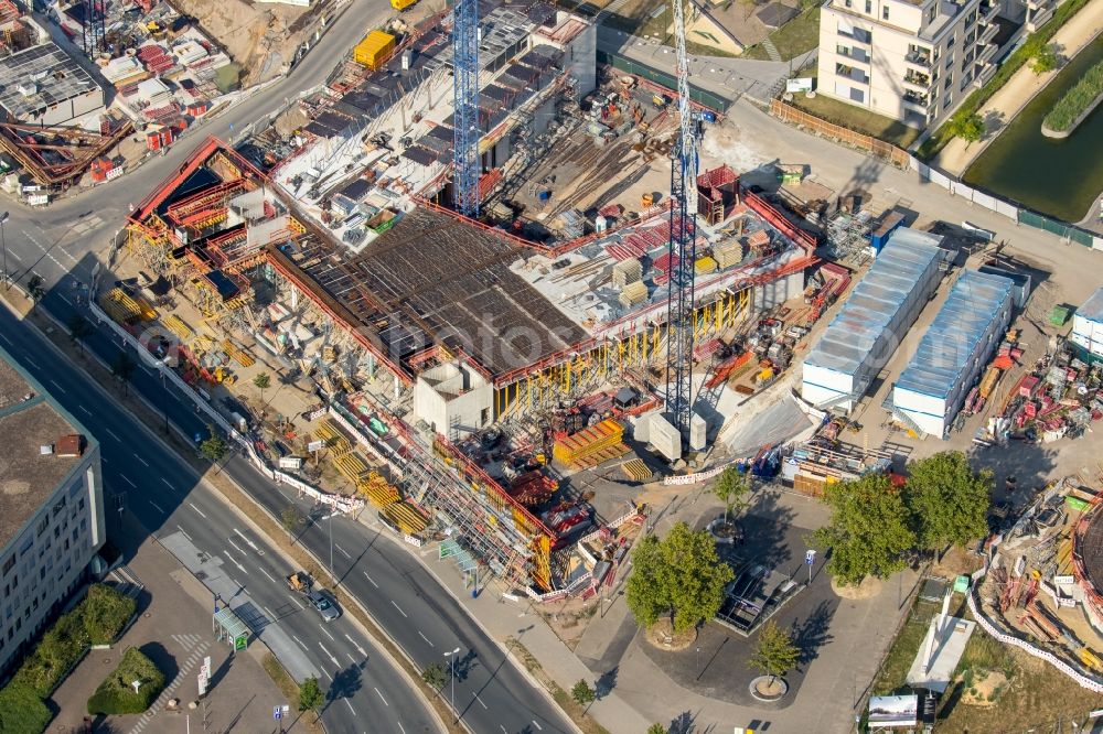 Aerial image Essen - Construction site for the office building of Funke Media Group on Berliner Platz in Essen in the state of North Rhine-Westphalia. Executing construction company is Hochtief Aktiengesellschaft