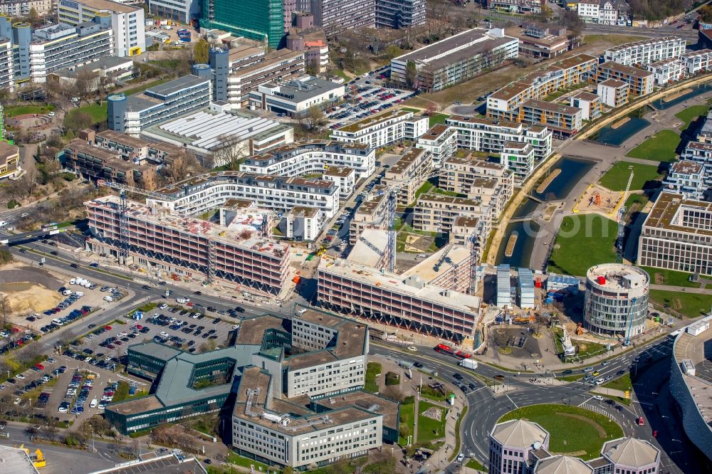 Essen from above - Construction site for the office building of Funke Media Group on Berliner Platz in Essen in the state of North Rhine-Westphalia. Executing construction company is Hochtief Aktiengesellschaft