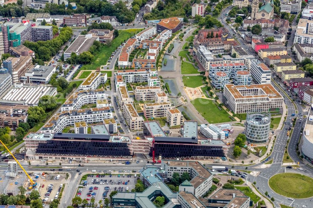 Aerial photograph Essen - Construction site for the office building of Funke Media Group on Berliner Platz in Essen in the state of North Rhine-Westphalia. Executing construction company is Hochtief Aktiengesellschaft