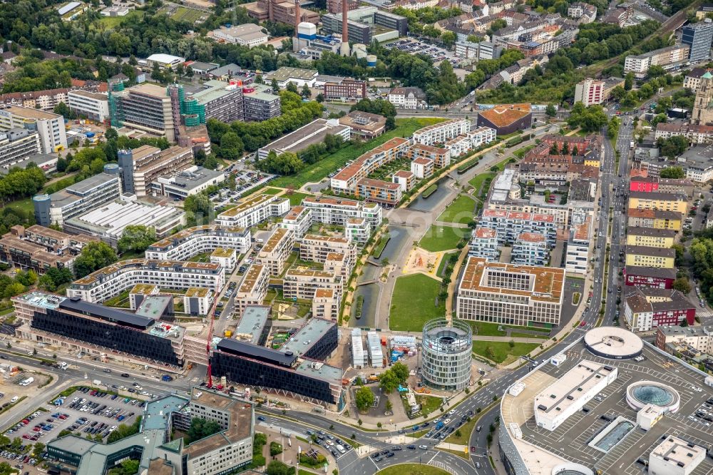 Aerial photograph Essen - Construction site for the office building of Funke Media Group on Berliner Platz in Essen in the state of North Rhine-Westphalia. Executing construction company is Hochtief Aktiengesellschaft