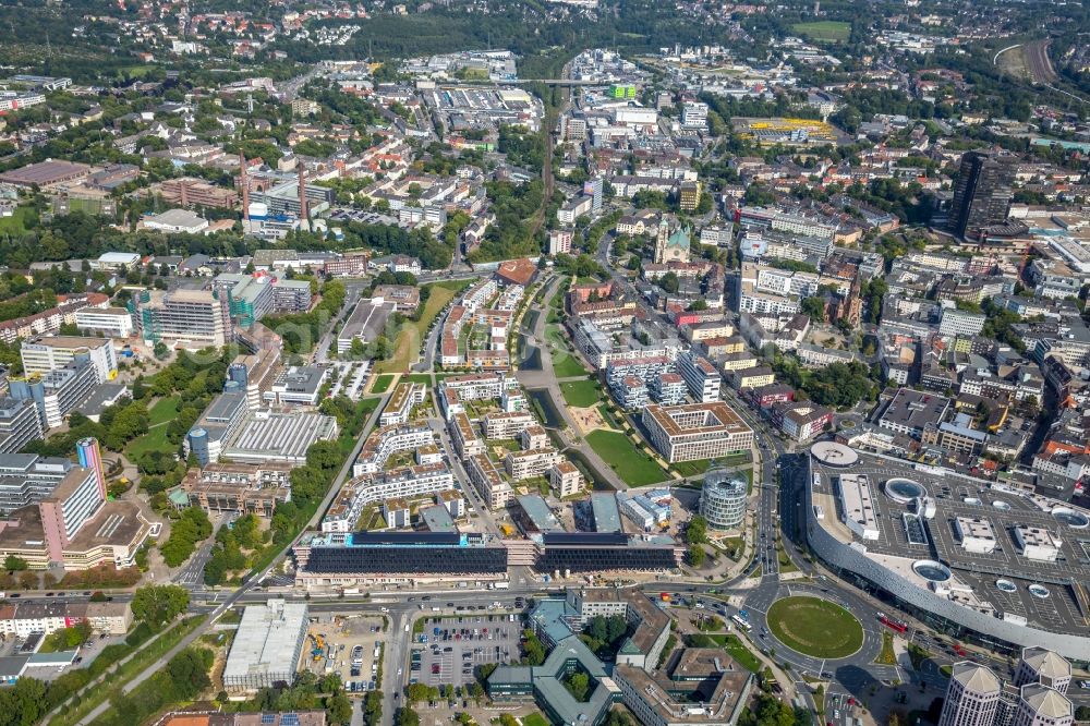 Aerial photograph Essen - Construction site for the office building of Funke Media Group on Berliner Platz in Essen in the state of North Rhine-Westphalia. Executing construction company is Hochtief Aktiengesellschaft