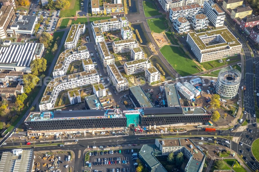 Essen from above - Construction site for the office building of Funke Media Group on Berliner Platz in Essen in the state of North Rhine-Westphalia. Executing construction company is Hochtief Aktiengesellschaft