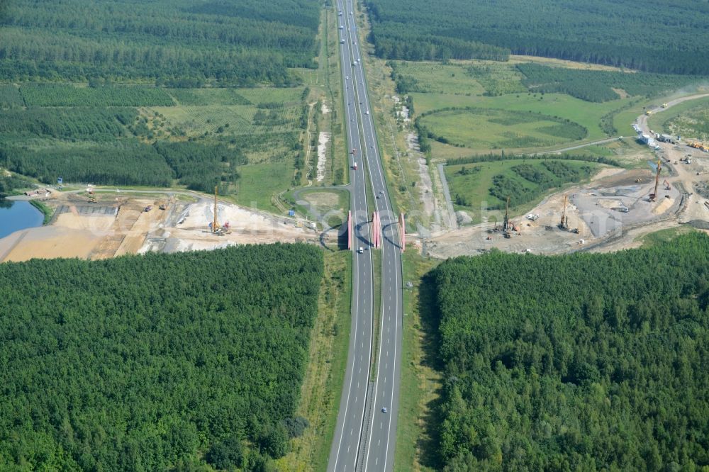 Aerial photograph Zwenkau - Construction Iste of new build connecting cannel Harthkanal between the Lake Zwenkau and Lake Cospuden with the leading highway bridge of the federal motorway A38 in Zwenkau in Saxony