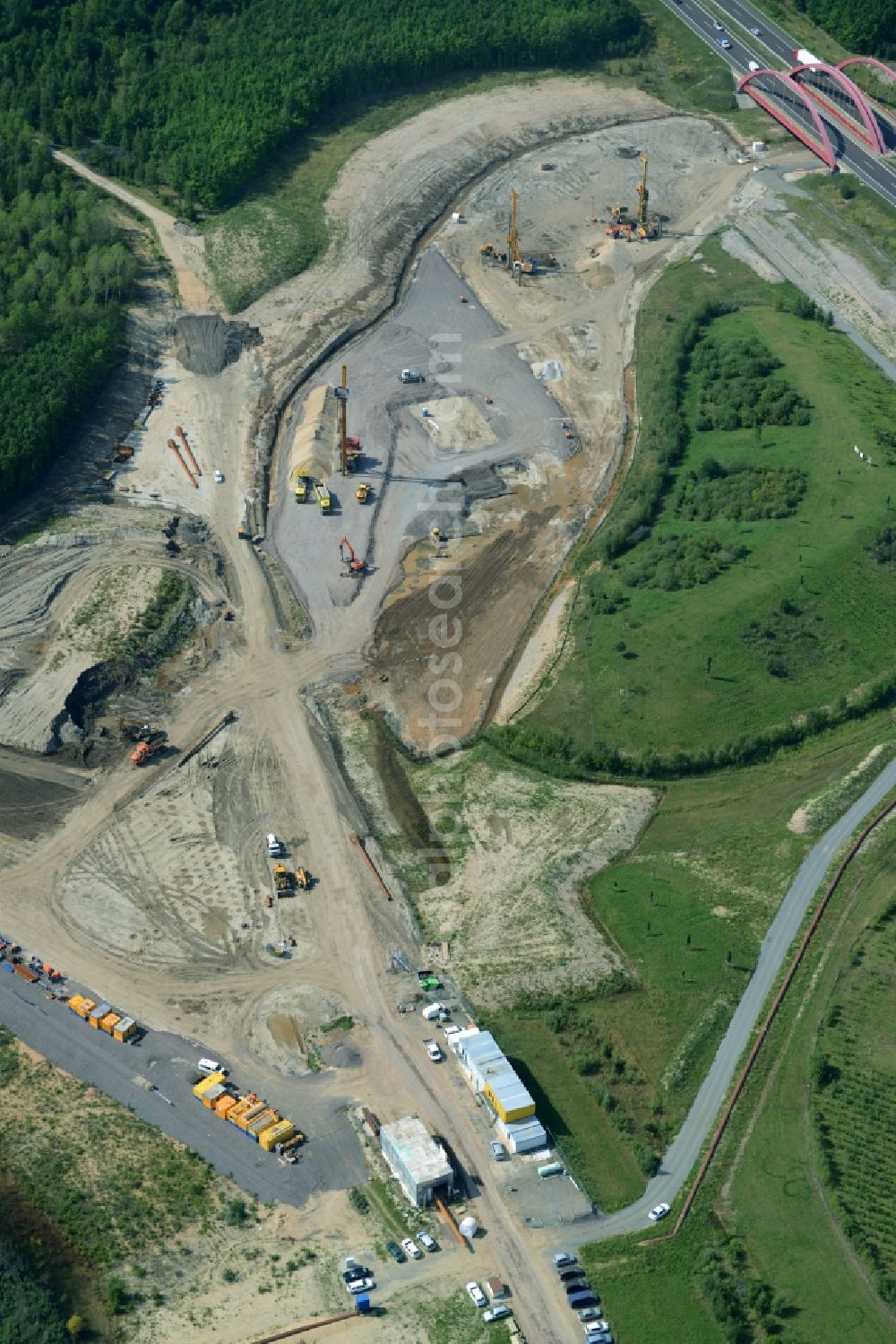 Aerial photograph Zwenkau - Construction Iste of new build connecting cannel Harthkanal between the Lake Zwenkau and Lake Cospuden with the leading highway bridge of the federal motorway A38 in Zwenkau in Saxony