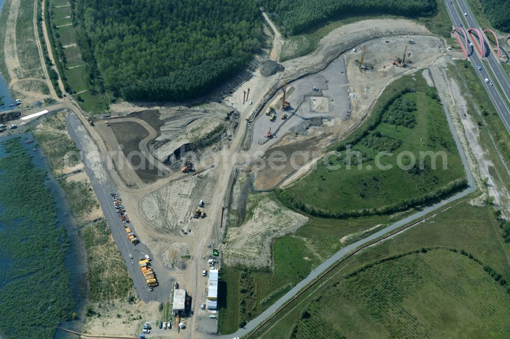 Zwenkau from the bird's eye view: Construction Iste of new build connecting cannel Harthkanal between the Lake Zwenkau and Lake Cospuden with the leading highway bridge of the federal motorway A38 in Zwenkau in Saxony