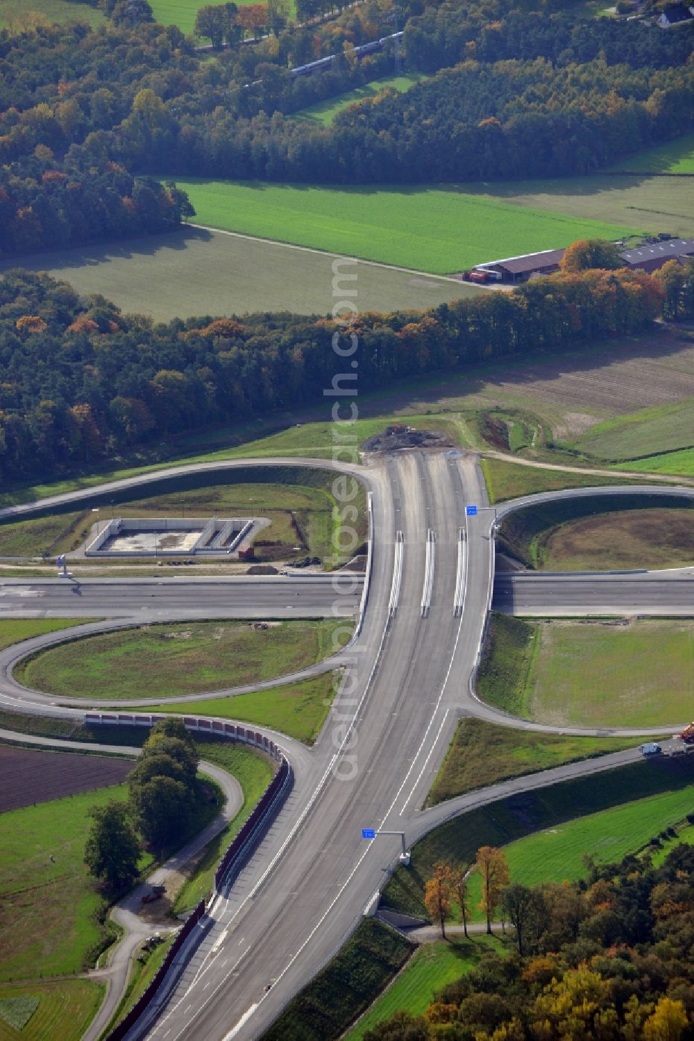 Bielefeld from the bird's eye view: Construction site for the expansion of traffic flow on the motorway BAB A 33 - federal street B61 in the district Brackwede in Bielefeld in the state North Rhine-Westphalia, Germany