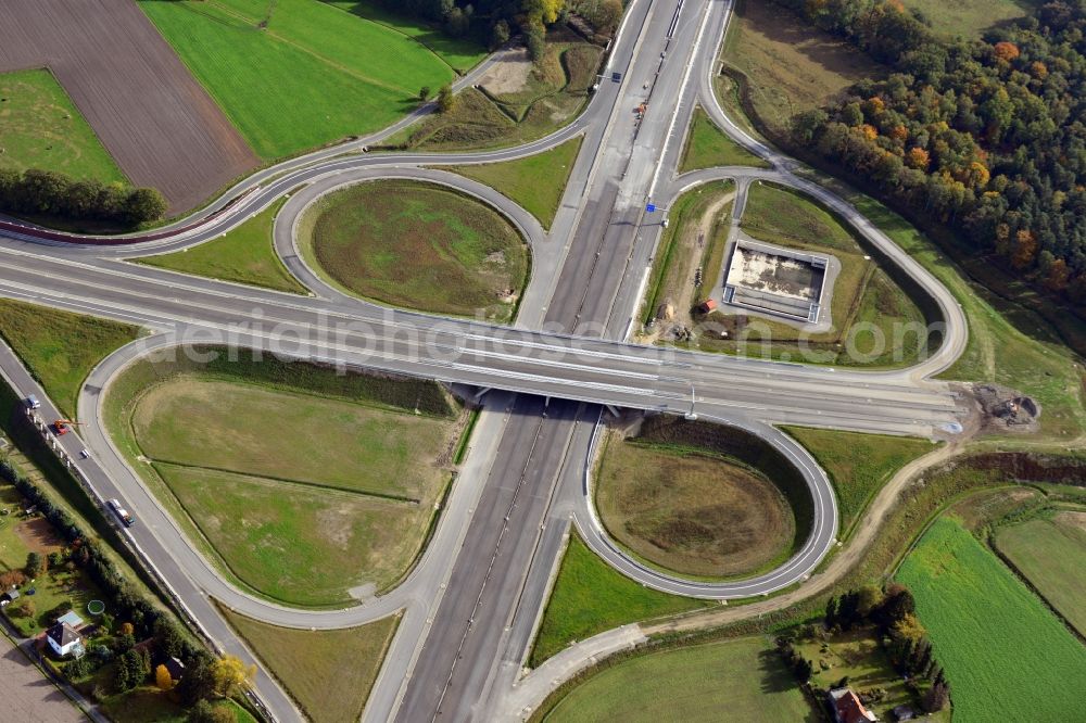 Bielefeld from above - Construction site for the expansion of traffic flow on the motorway BAB A 33 - federal street B61 in the district Brackwede in Bielefeld in the state North Rhine-Westphalia, Germany