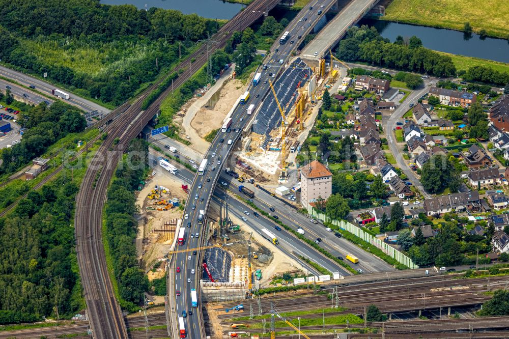 Aerial photograph Duisburg - Construction to extend the traffic flow at the intersection- motorway A 40 - 3 Kreuz Kaiserberg on street Werthacker in the district Duissern in Duisburg at Ruhrgebiet in the state North Rhine-Westphalia, Germany