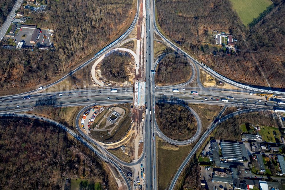 Recklinghausen from the bird's eye view: Construction to extend the traffic flow at the intersection- motorway A 2 - A43 in Recklinghausen in the state North Rhine-Westphalia, Germany