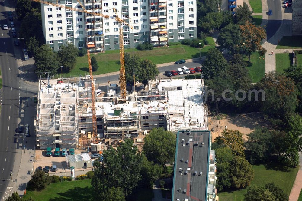 MAGDEBURG from above - Baustelle Vitanas Senioren Centrum Elbblick inder Jakobstrasse in Magdeburg. Die Fertigstellung ist für den Frühsommer 2008 bestimmt. Adresse: Jakobstraße 20, 39104 Magdeburg, Kontakt: Vitanas GmbH & Co. KGaA, Aroser Allee 68, 13407 Berlin Tel. 030 45605-0, Fax: 030 45605-151, E-Mail: info@vitanas.de,