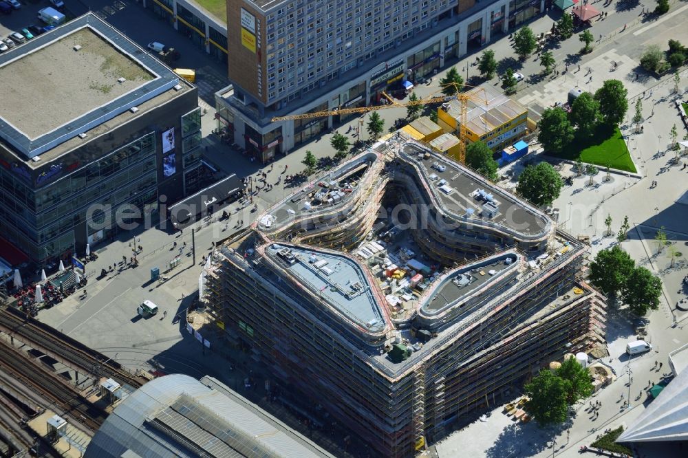 Aerial image Berlin - Construction site residential and commercial building Alea 101 of Redevco Services Deutschland GmbH on regional train station Alexanderplatz in Berlin, Germany