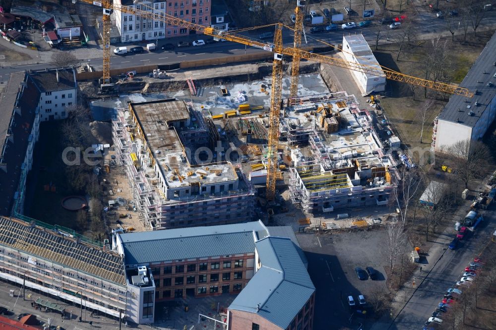 Aerial photograph Berlin - Residential construction site with multi-family housing development- on the Alte Kaulsdorfer Strasse in the district Koepenick in Berlin, Germany