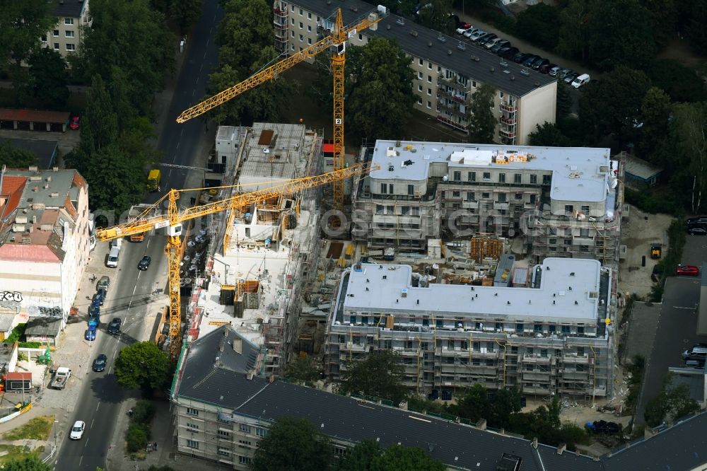 Berlin from the bird's eye view: Residential construction site with multi-family housing development- on the Alte Kaulsdorfer Strasse in the district Koepenick in Berlin, Germany