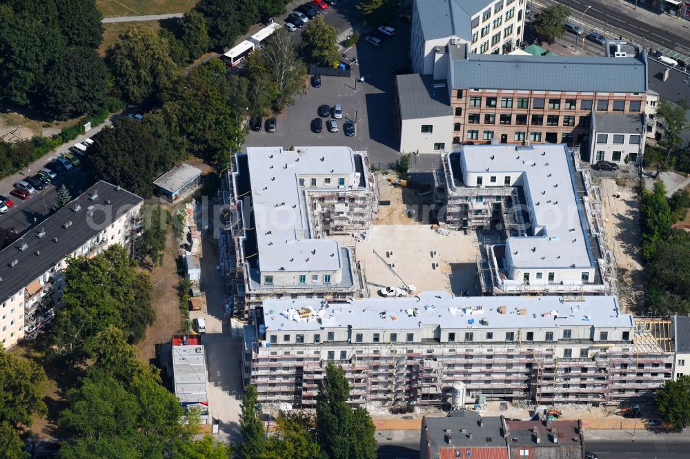 Berlin from the bird's eye view: Residential construction site with multi-family housing development- on the Alte Kaulsdorfer Strasse in the district Koepenick in Berlin, Germany