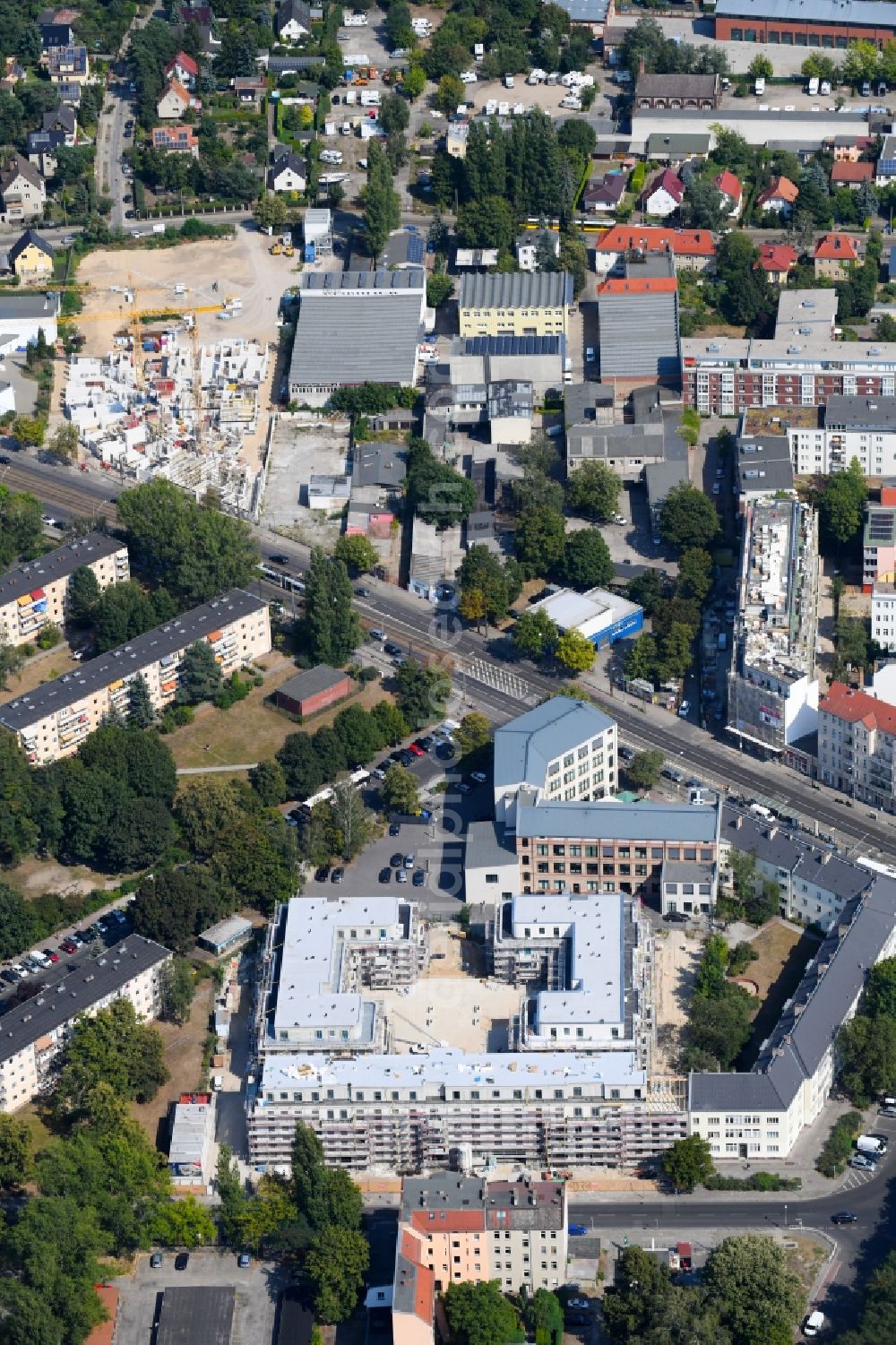 Aerial photograph Berlin - Residential construction site with multi-family housing development- on the Alte Kaulsdorfer Strasse in the district Koepenick in Berlin, Germany