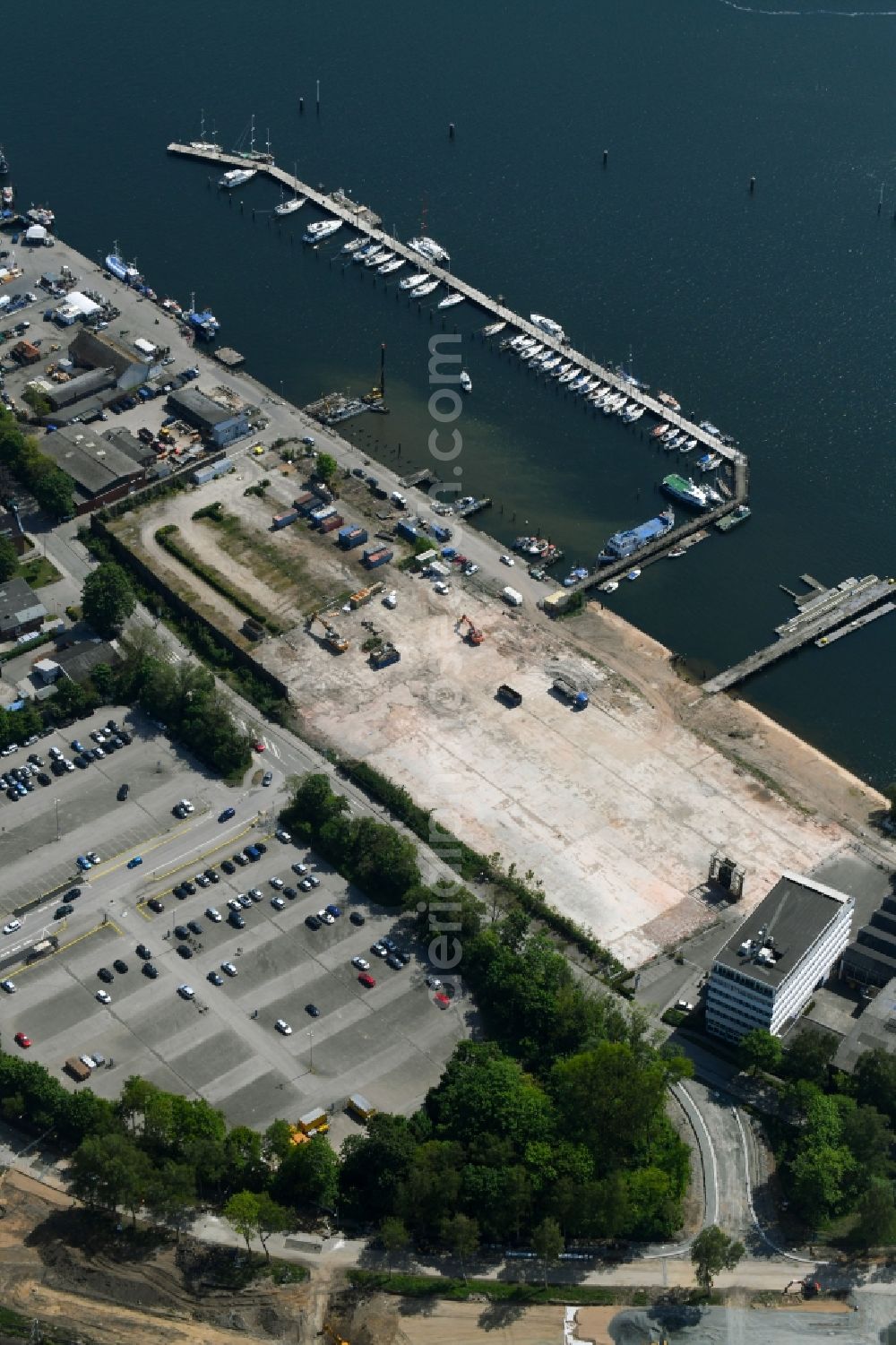 Aerial image Travemünde - Residential construction site with multi-family housing development- on the Auf dem Baggersand in Travemuende in the state Schleswig-Holstein, Germany