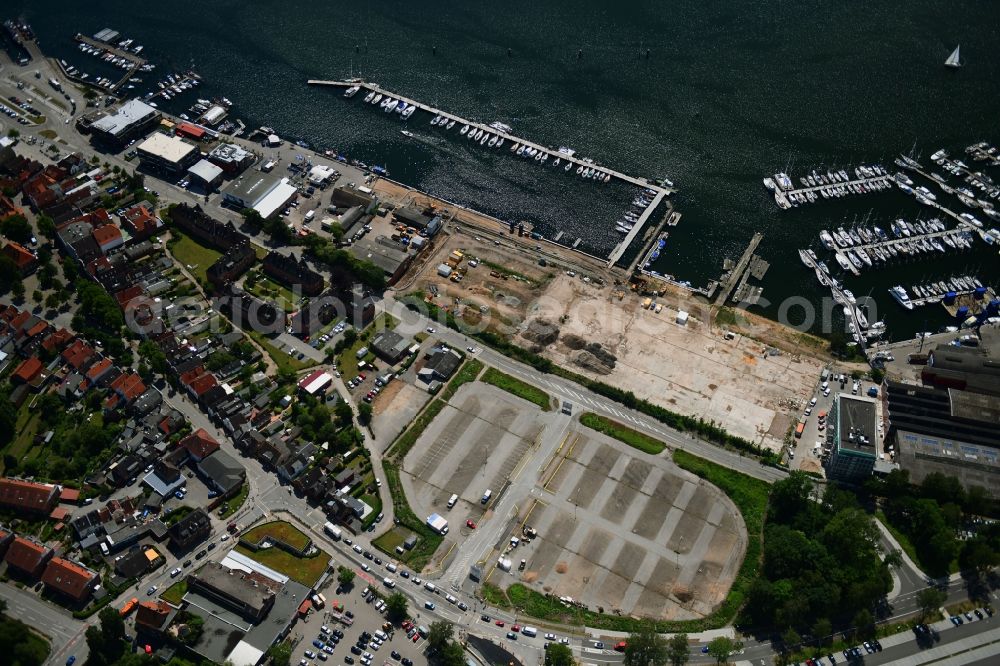 Lübeck from above - Residential construction site with multi-family housing development- on the Auf dem Baggersand in Travemuende in the state Schleswig-Holstein, Germany