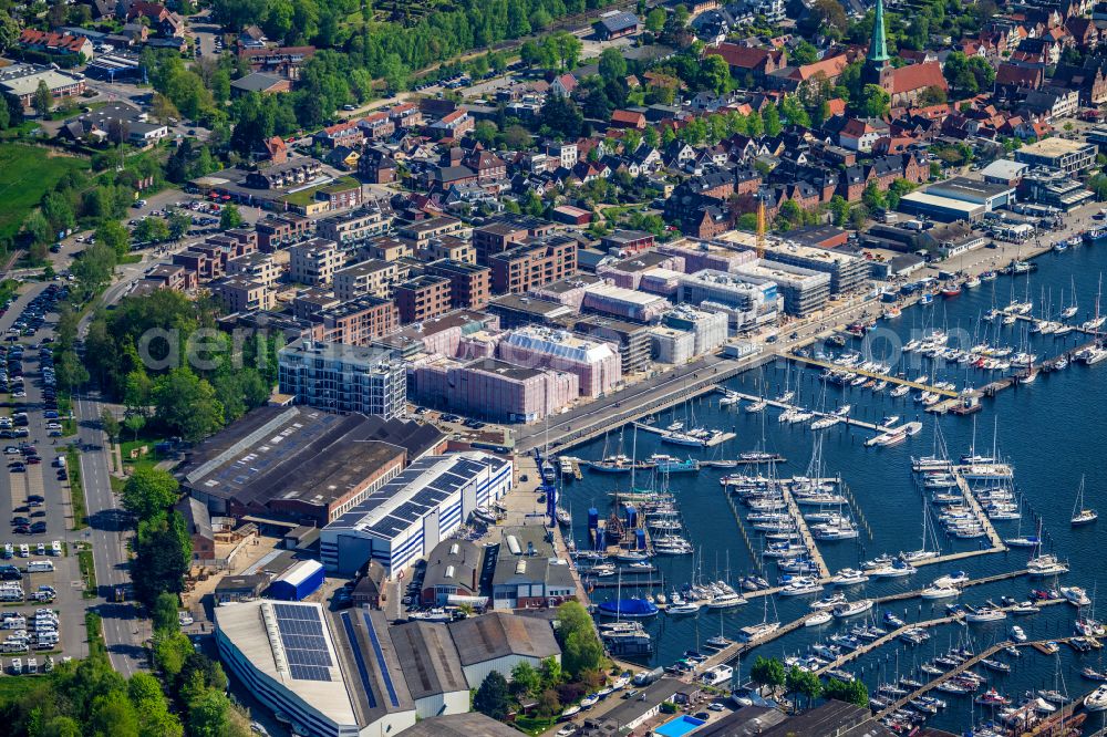 Travemünde from above - Residential construction site with multi-family housing development- on the Auf dem Baggersand in Travemuende in the state Schleswig-Holstein, Germany