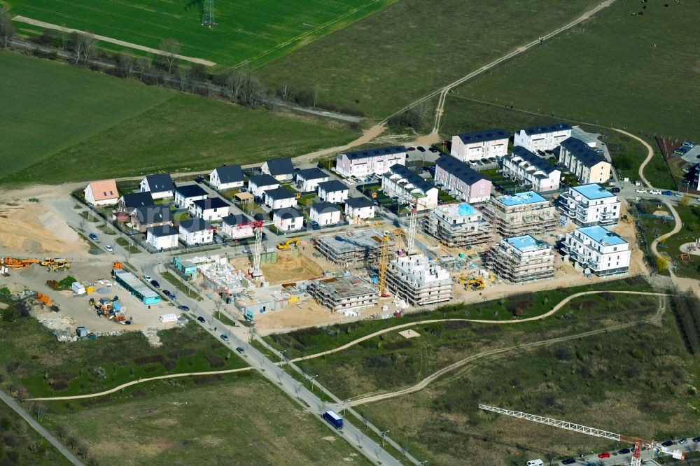 Aerial photograph Schönefeld - Residential construction site with multi-family housing development- on the Bertolt-Brecht-Allee - Alfred-Doeblin-Allee in the district Schoenefeld in Schoenefeld in the state Brandenburg, Germany